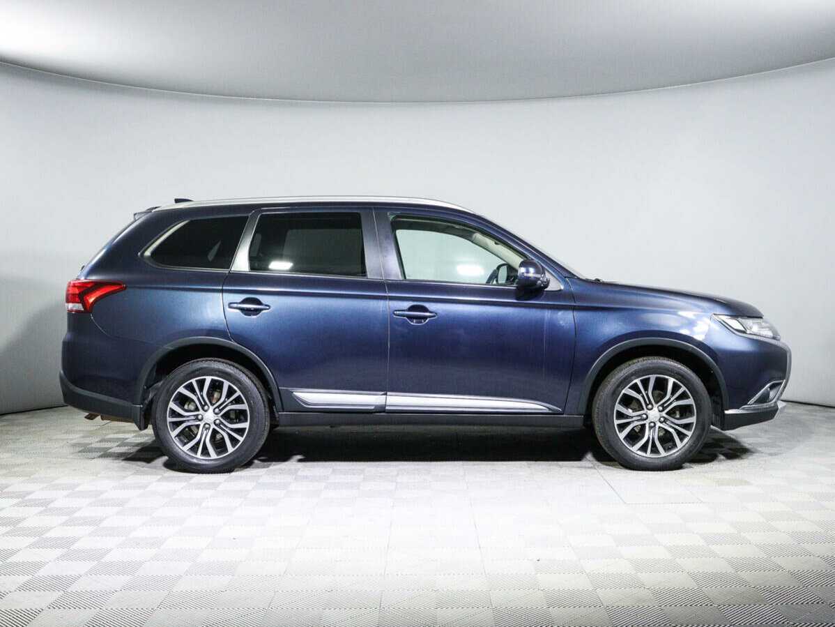 Mitsubishi Outlander, 2018 Фото №3