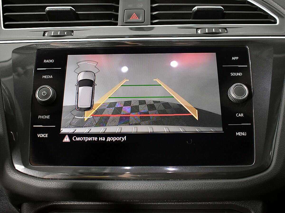 Volkswagen Tiguan, 2018 Фото №14