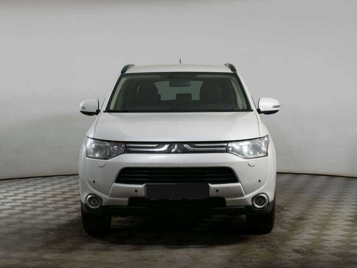 Mitsubishi Outlander, 2013 Фото №2