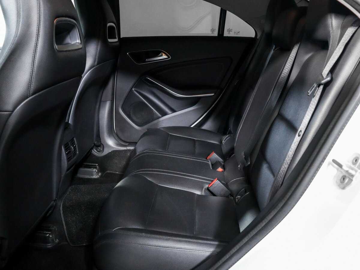 Mercedes-Benz CLA 200, 2014 Фото №7