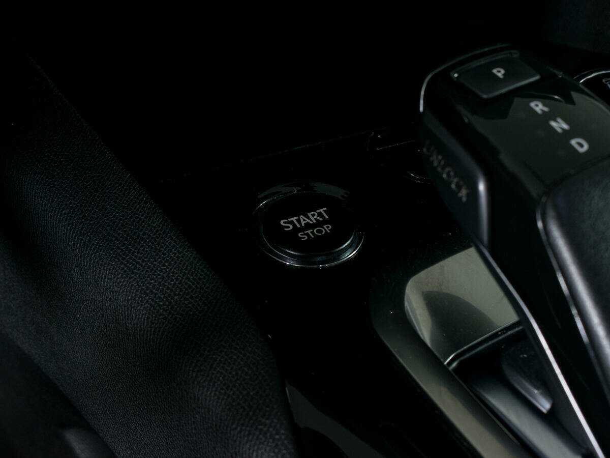 Peugeot 3008, 2018 Фото №14