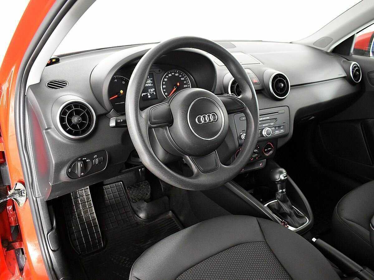 Audi A1 Sportback, 2014 Фото №7