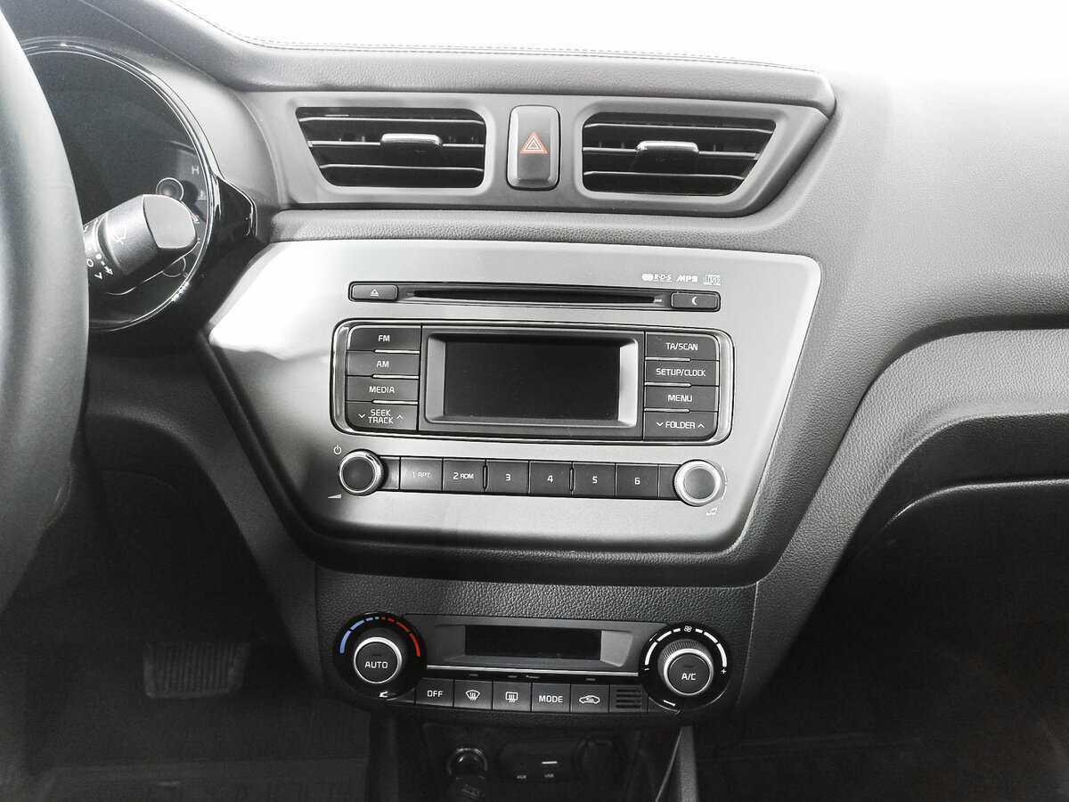 Kia Rio, 2016 Фото №13