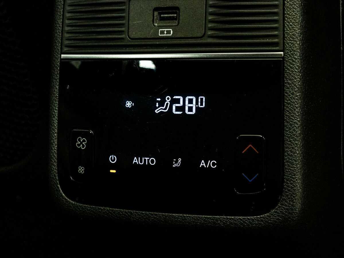 Exeed VX, 2022 Фото №17