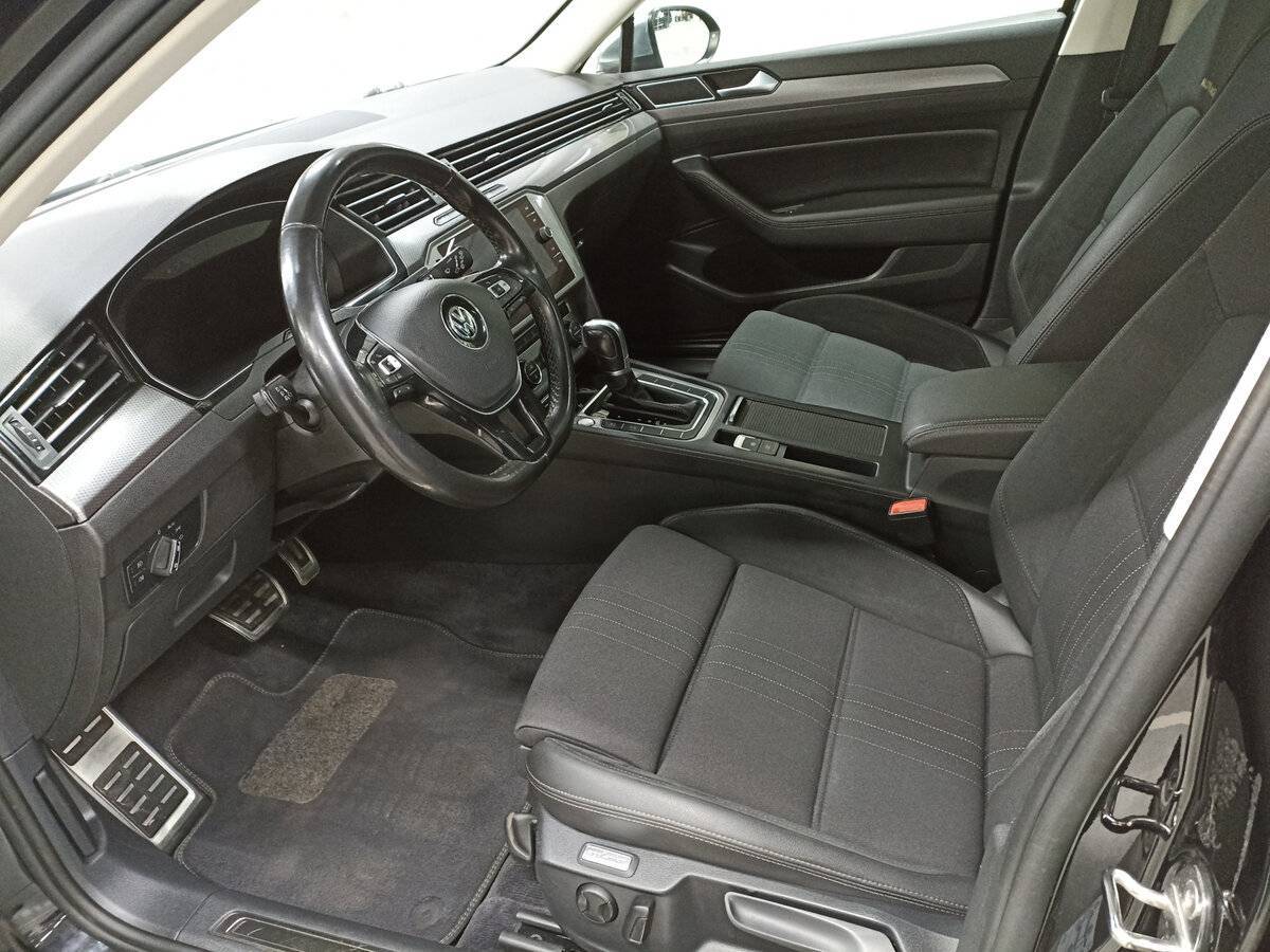 Volkswagen Passat Alltrack, 2018 Фото №16