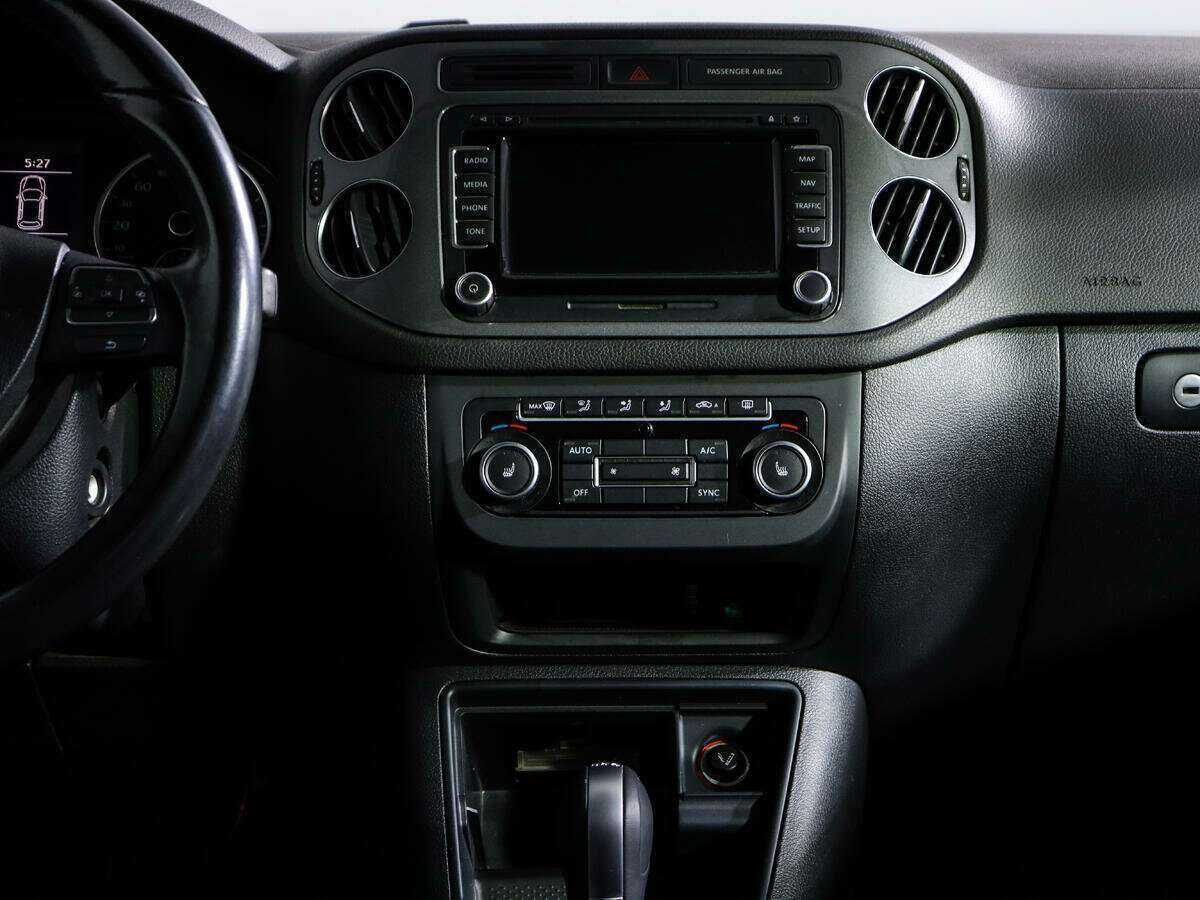 Volkswagen Tiguan, 2012 Фото №10