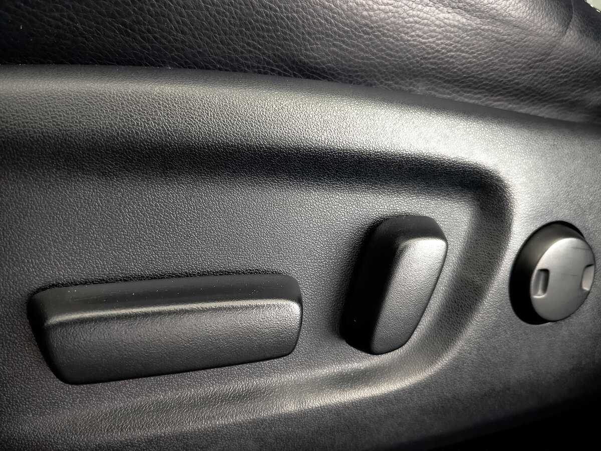 Toyota RAV4, 2017 Фото №22