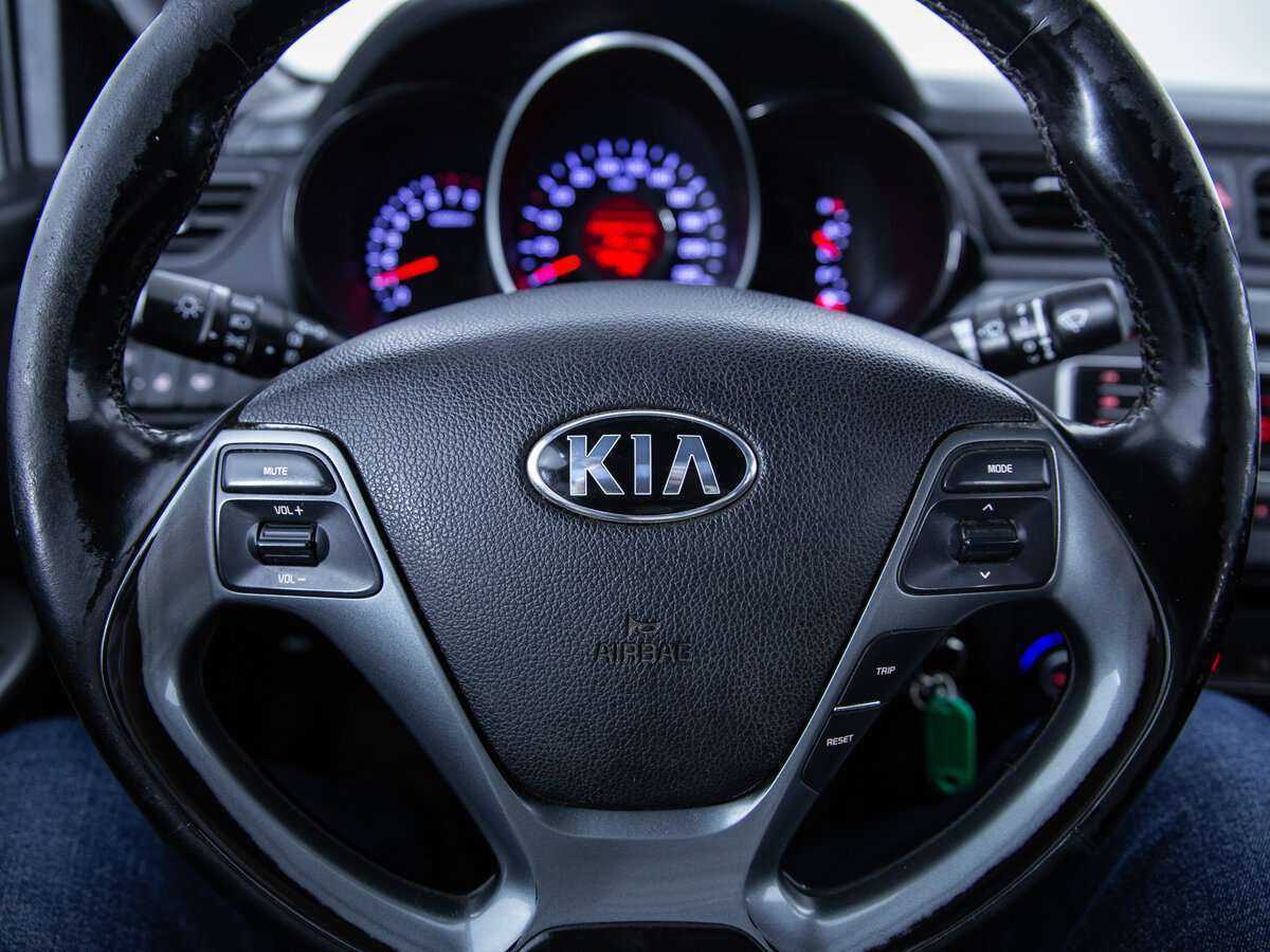 Kia Rio, 2017 Фото №14