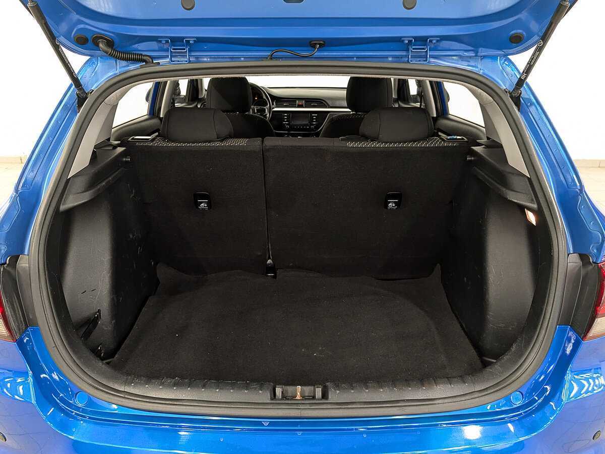 Kia Rio X-Line, 2020 Фото №10