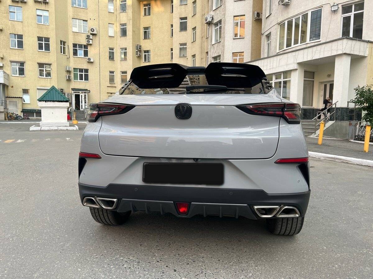 Changan UNI-T, 2023 Фото №8