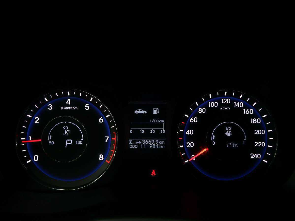 Hyundai i40, 2014 Фото №18