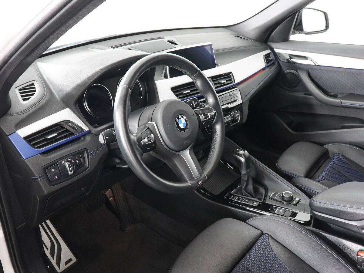 BMW X1 18d xDrive, 2020 Фото №7
