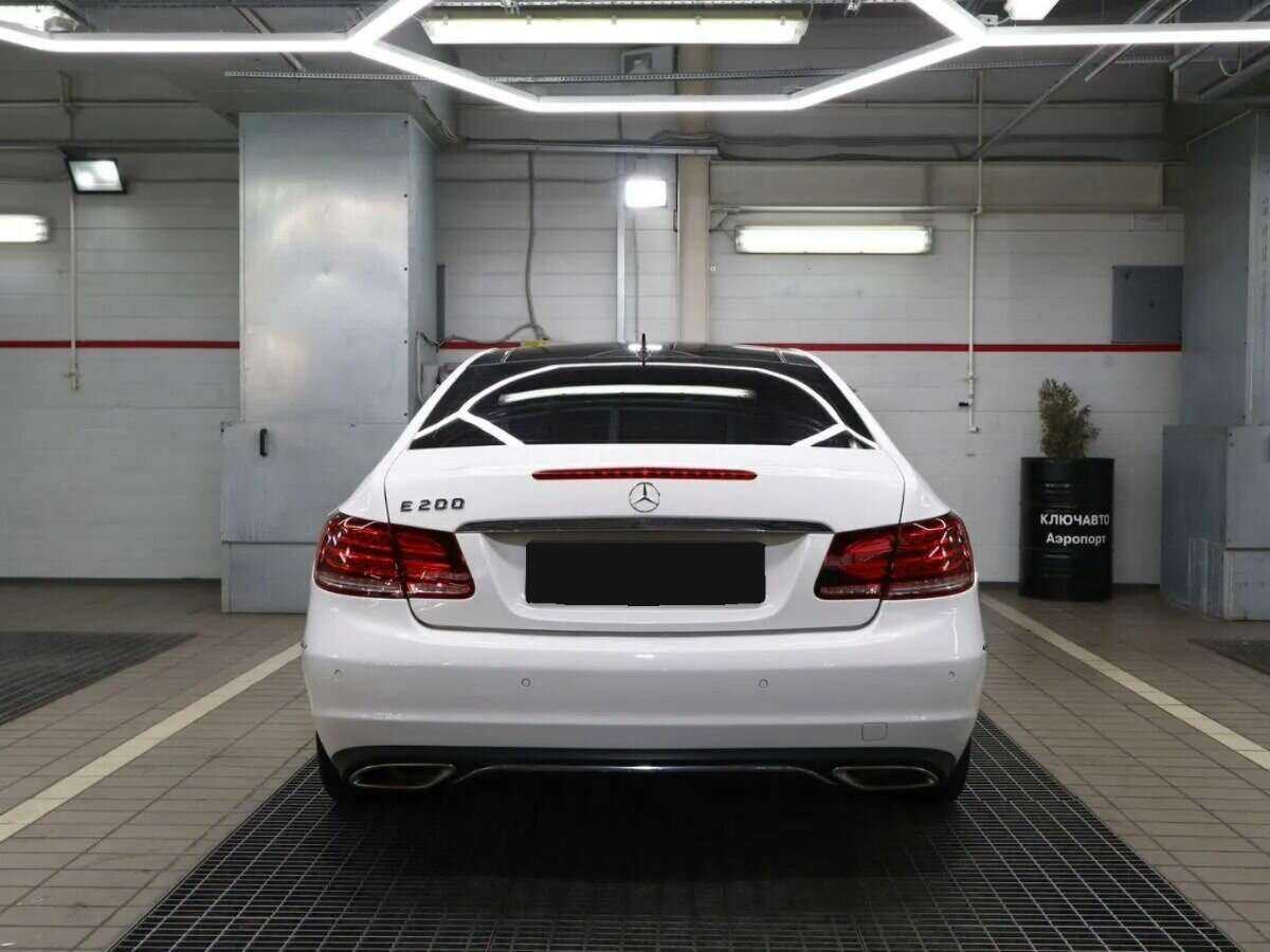 Mercedes-Benz E-Класс 200, 2013 Фото №3