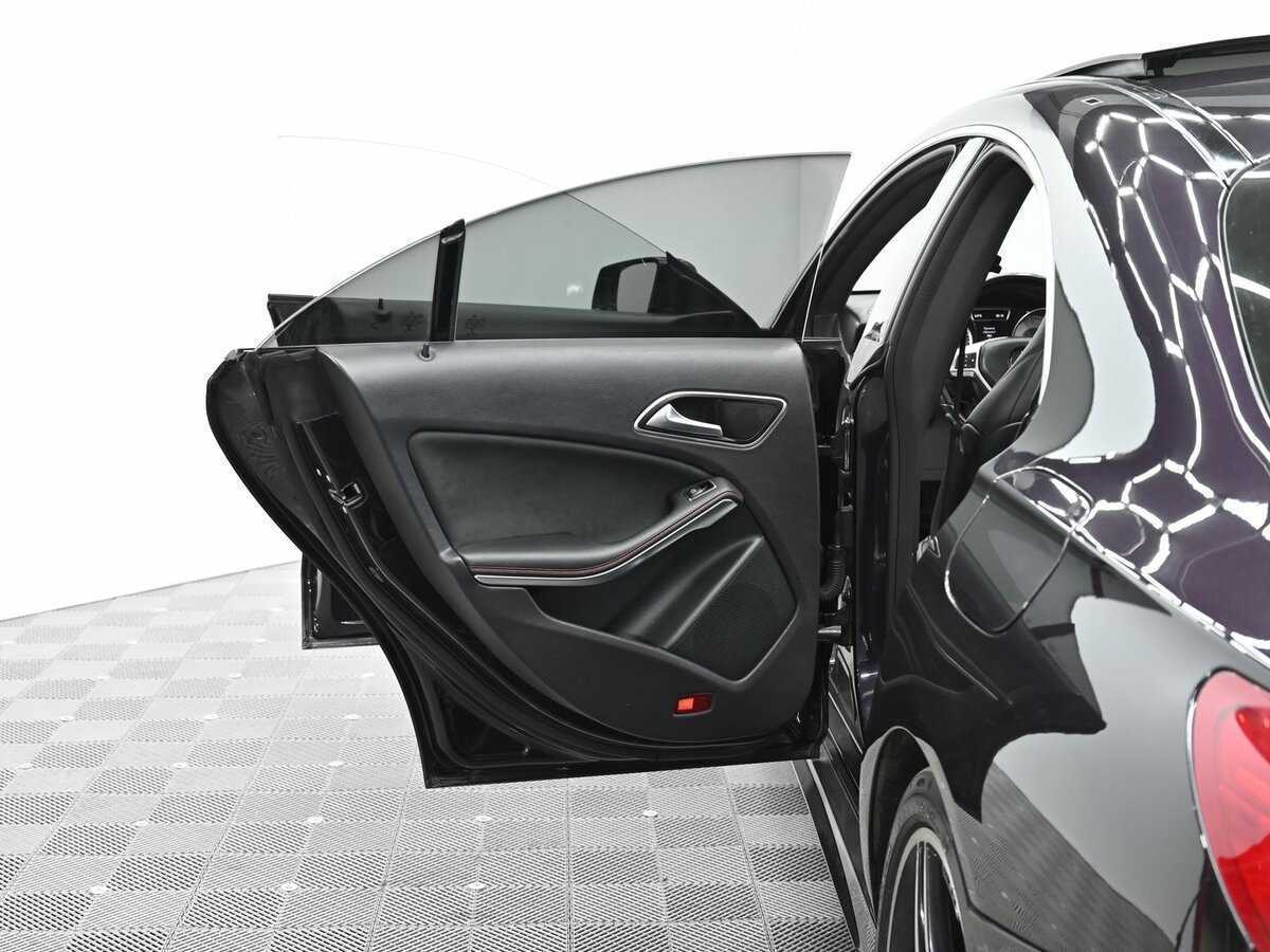 Mercedes-Benz CLA 200, 2013 Фото №8