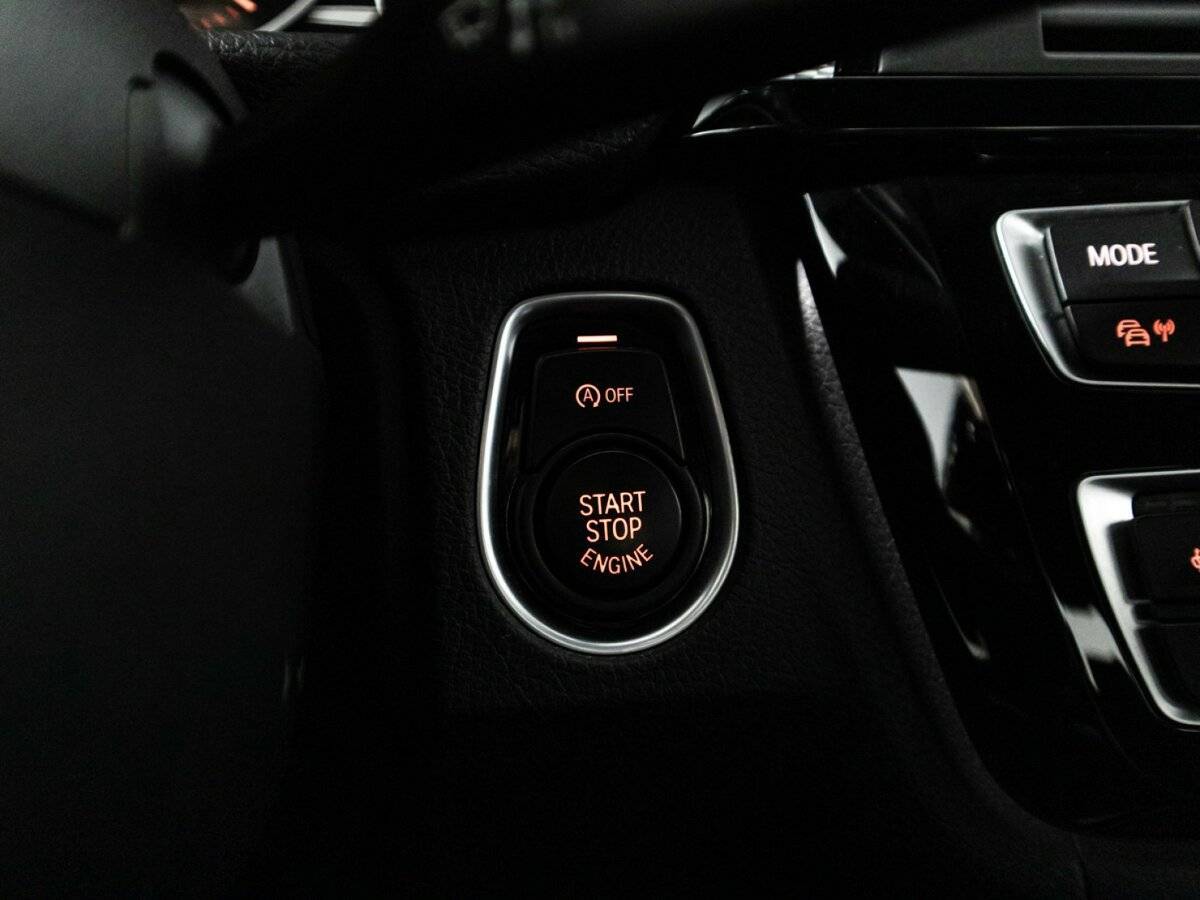 BMW 3 серии 320i xDrive, 2018 Фото №19