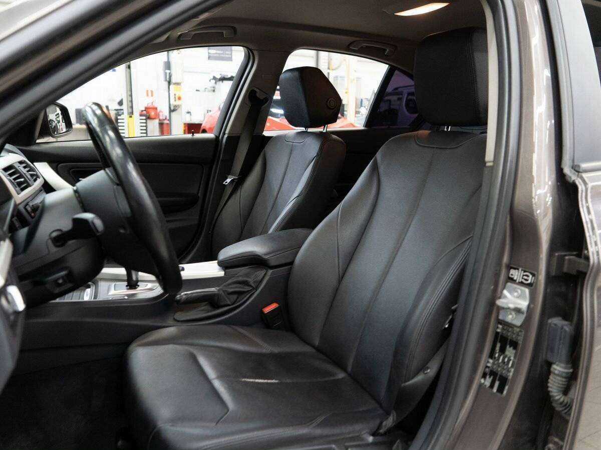 BMW 3 серии 320i, 2014 Фото №6