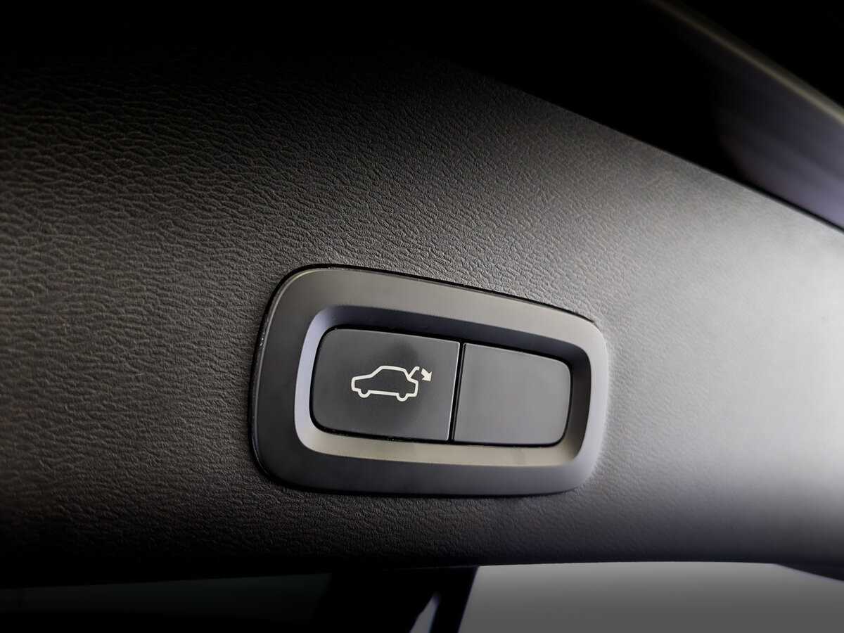 Volvo XC40, 2019 Фото №25