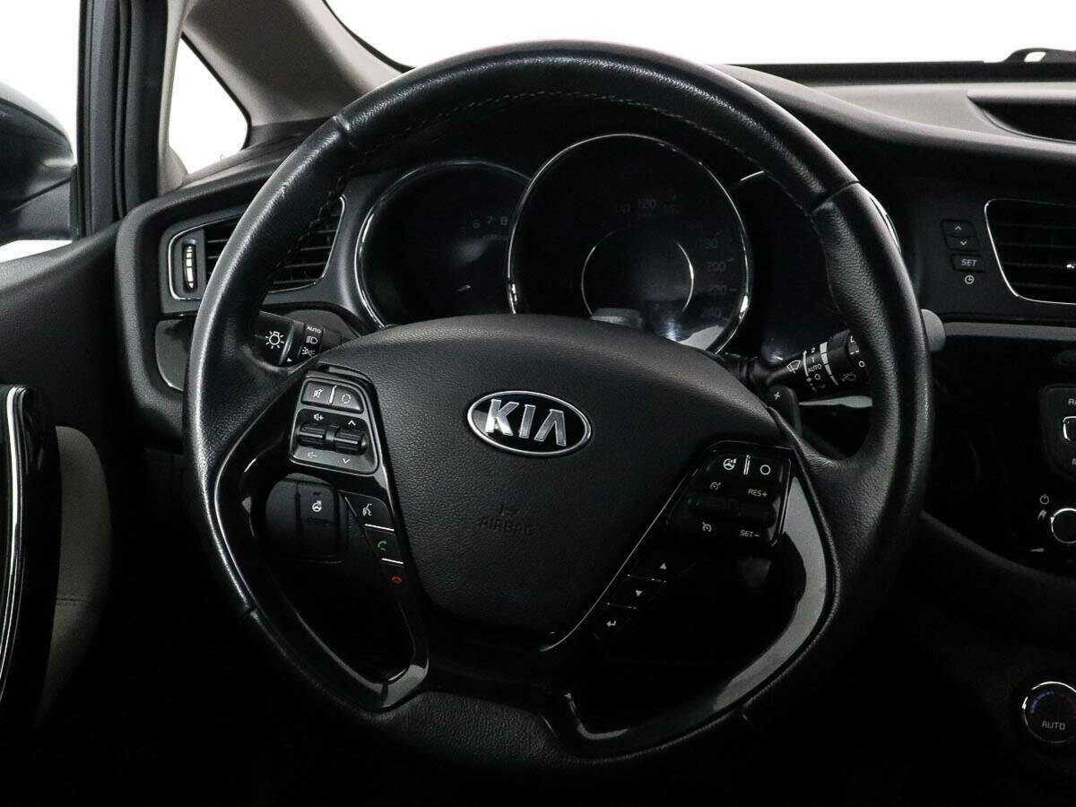 Kia Ceed, 2015 Фото №12