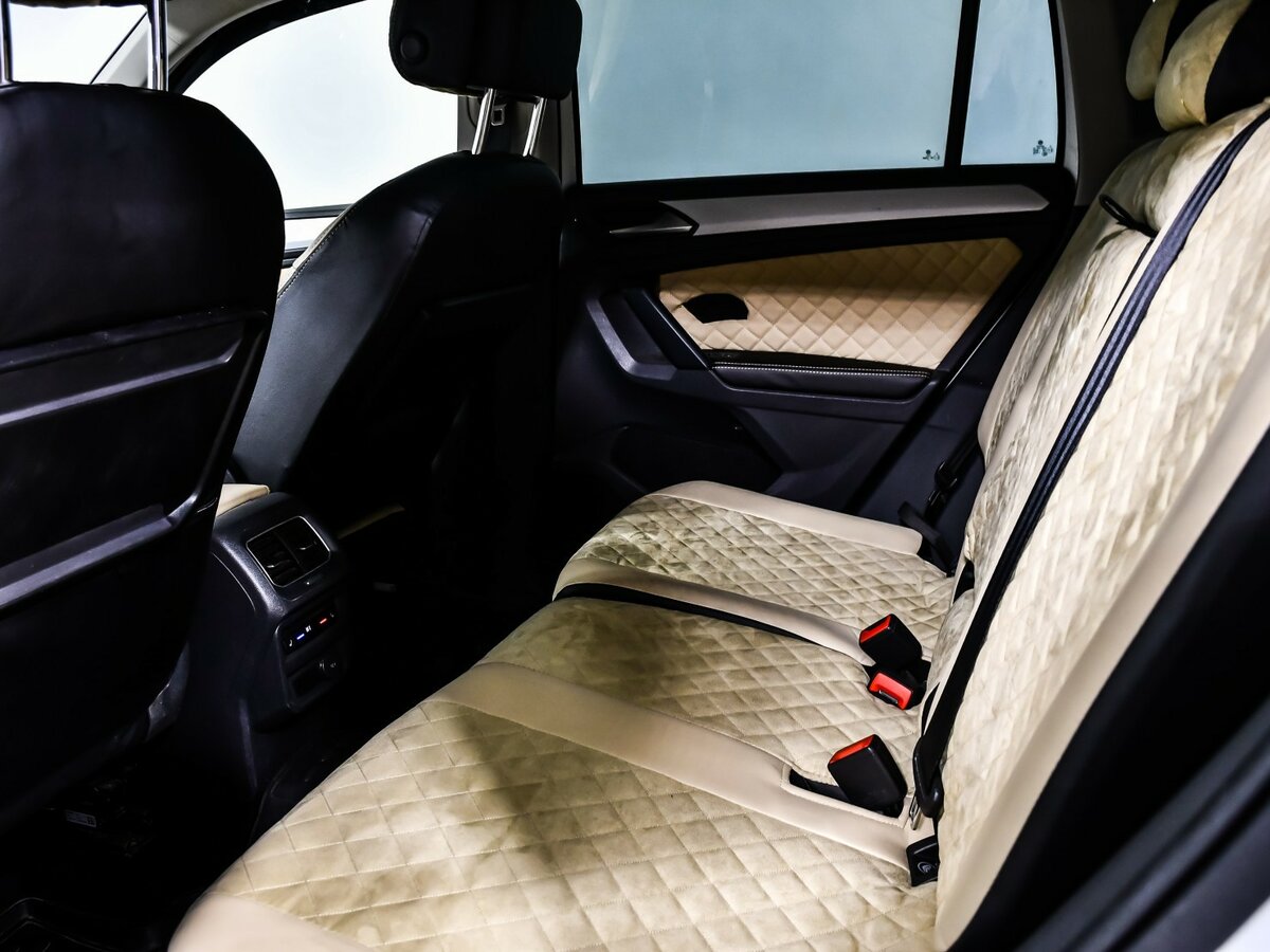 Volkswagen Tiguan II, 2017 Фото №12