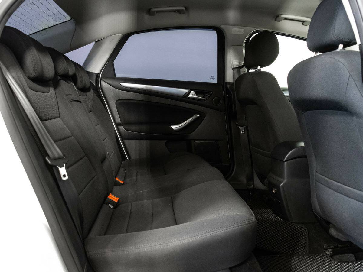 Ford Mondeo, 2012 Фото №16