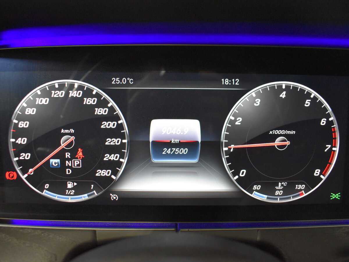 Mercedes-Benz E-Класс 200, 2019 Фото №12