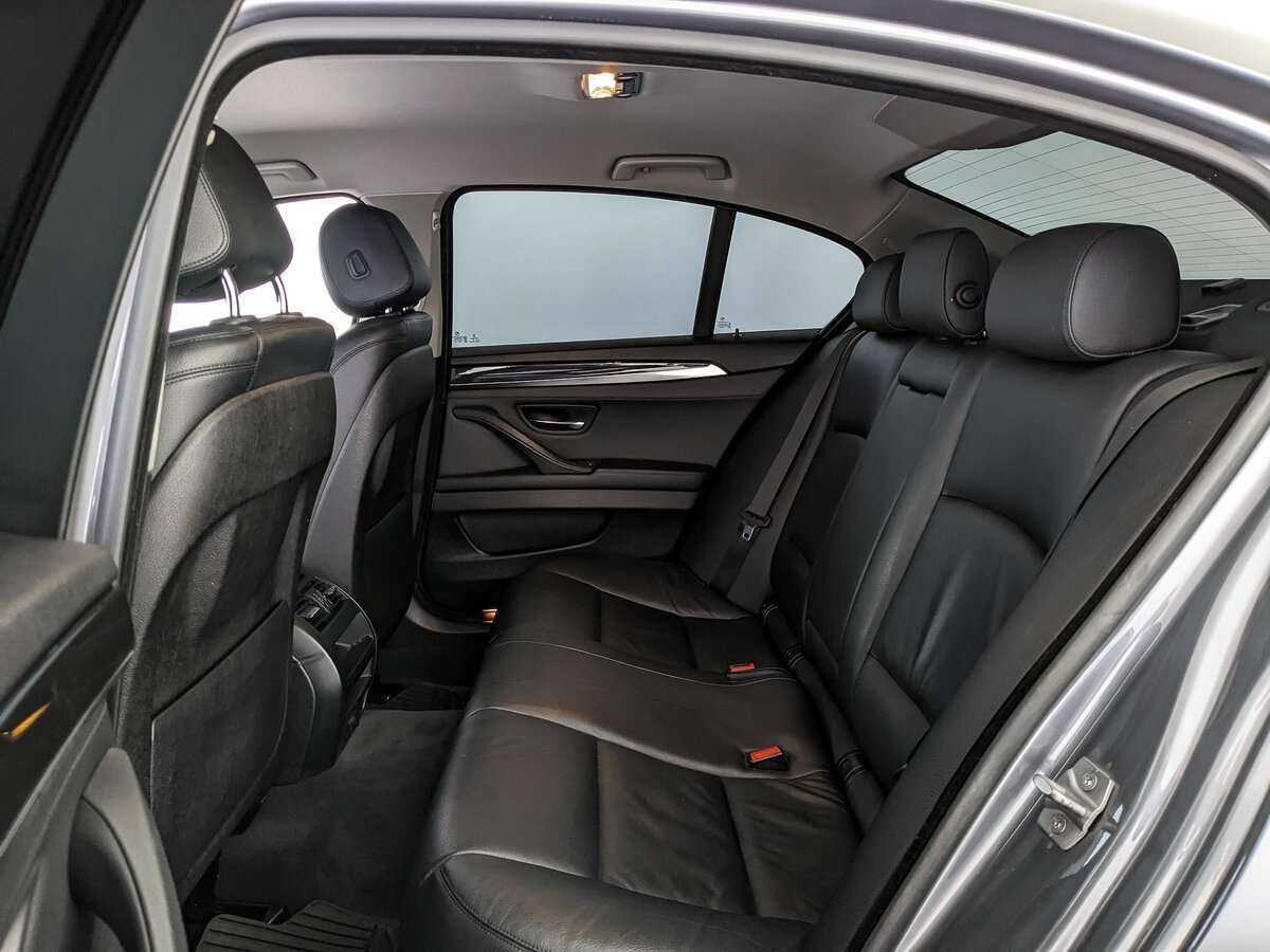 BMW 5 серии 528i xDrive, 2014 Фото №13