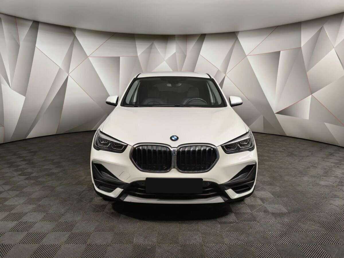 BMW X1 18i sDrive, 2020 Фото №7