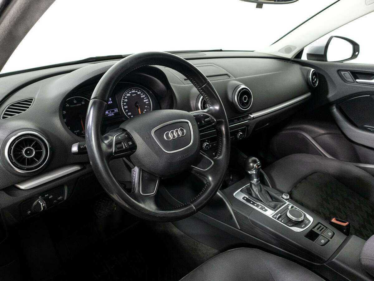 Audi A3, 2015 Фото №11