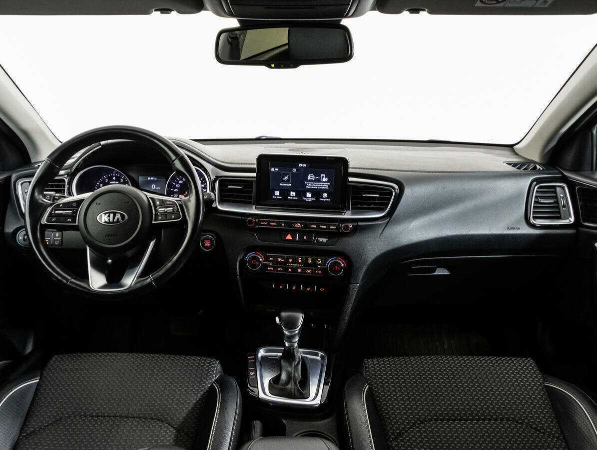 Kia Ceed, 2019 Фото №8
