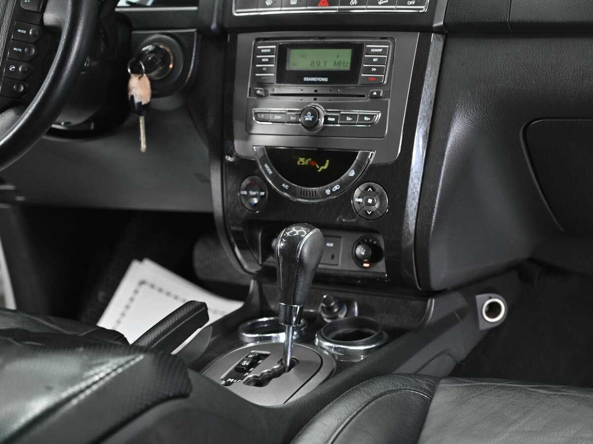 SsangYong Rexton, 2013 Фото №12