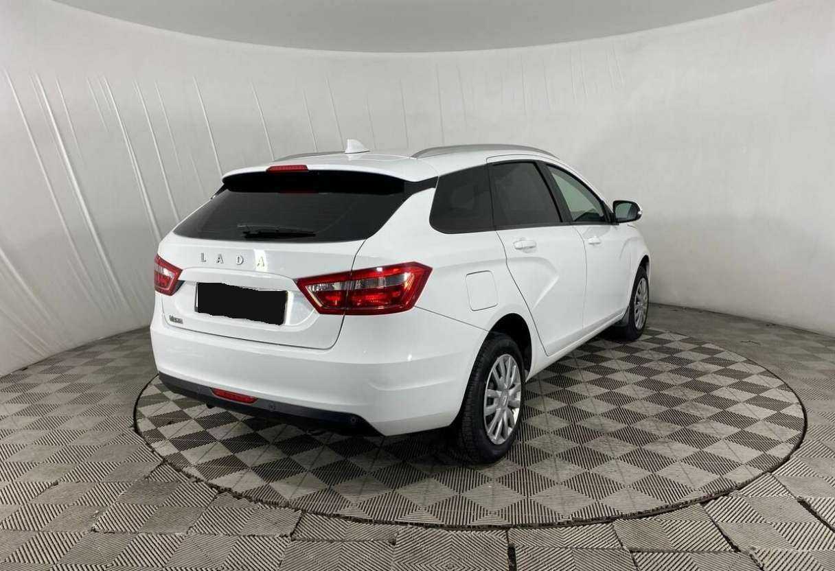 Lada (ВАЗ) Vesta SW, 2021 Фото №5