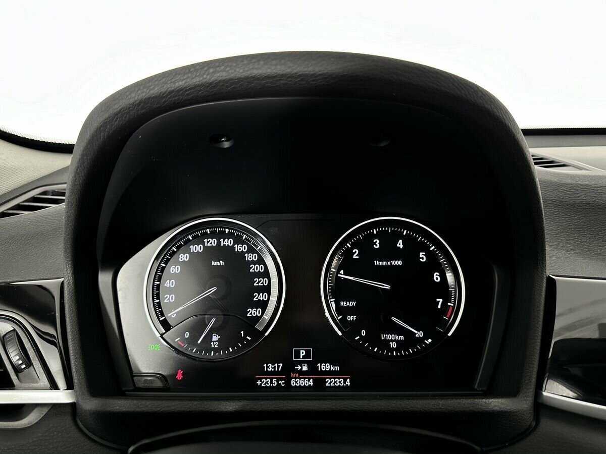 BMW X1 18i sDrive, 2020 Фото №12