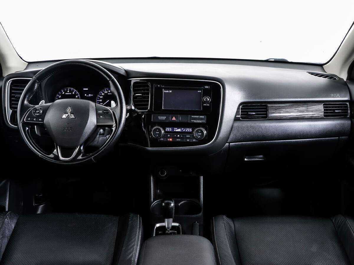 Mitsubishi Outlander, 2016 Фото №10