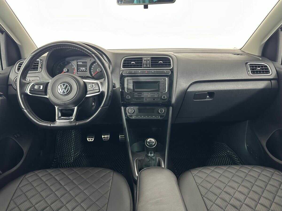 Volkswagen Polo, 2018 Фото №7