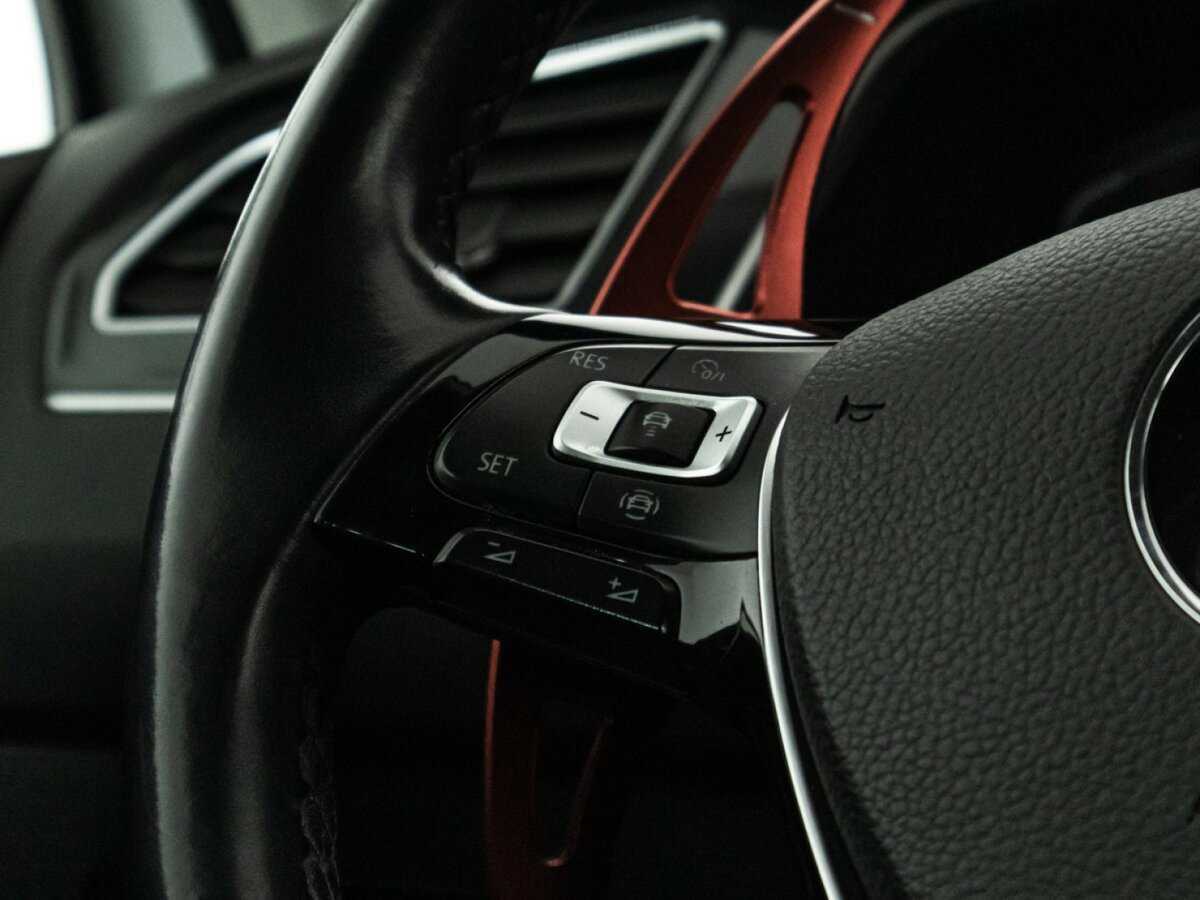 Volkswagen Tiguan, 2020 Фото №20