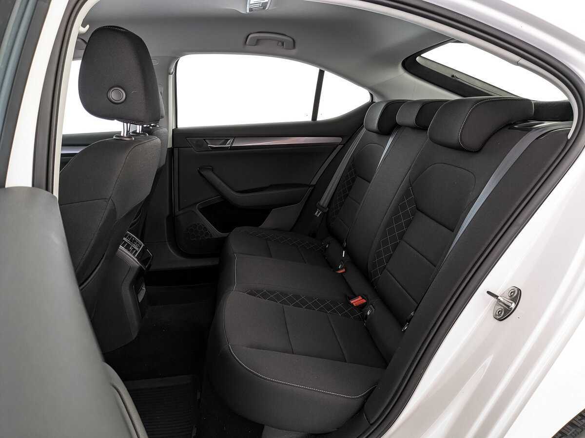 Skoda Superb, 2021 Фото №14