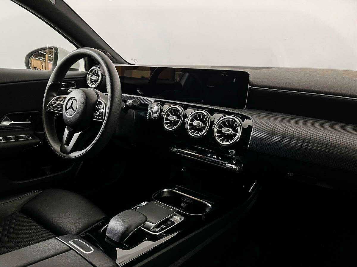 Mercedes-Benz A-Класс 200, 2018 Фото №9