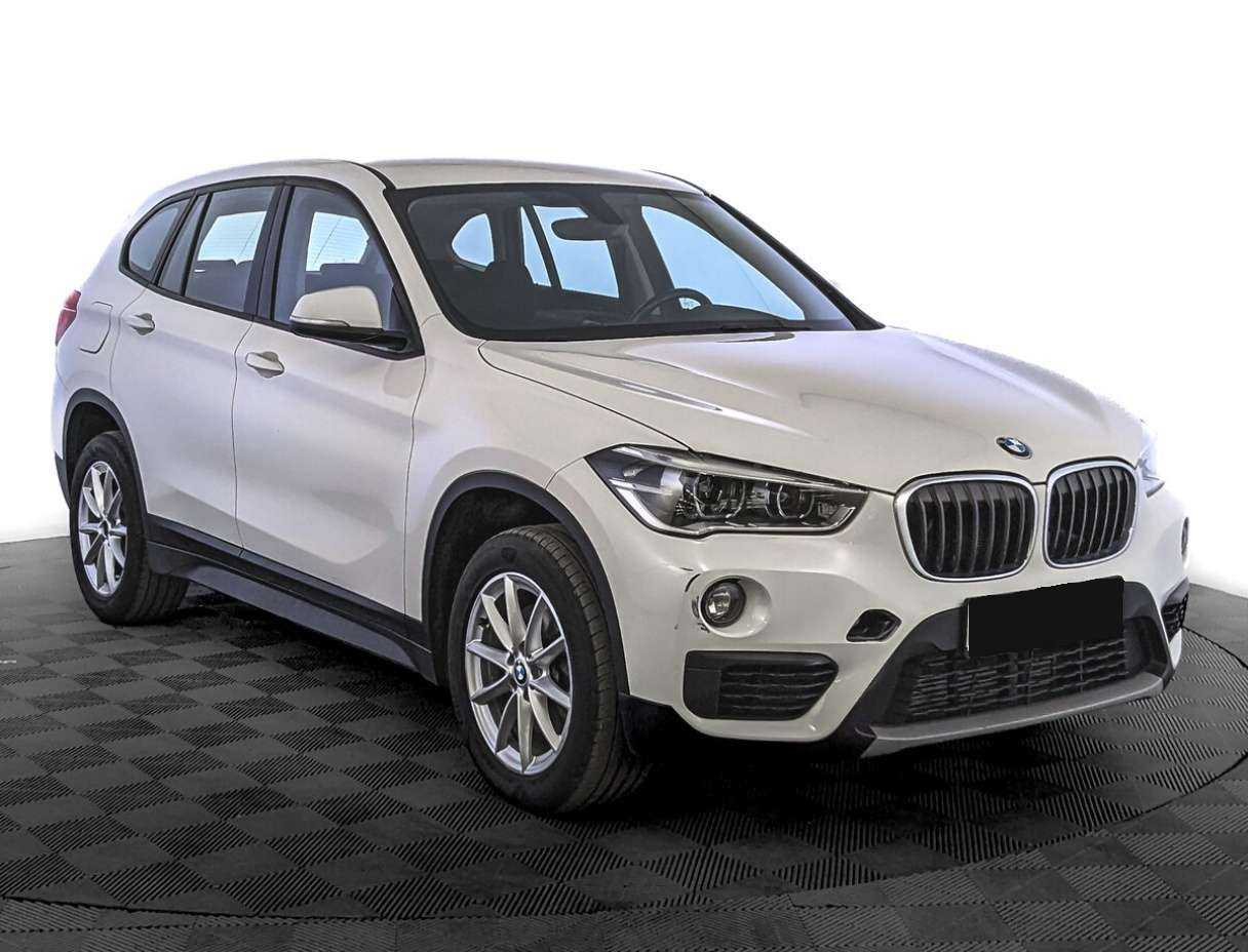 BMW X1 18i sDrive, 2019 Фото №3