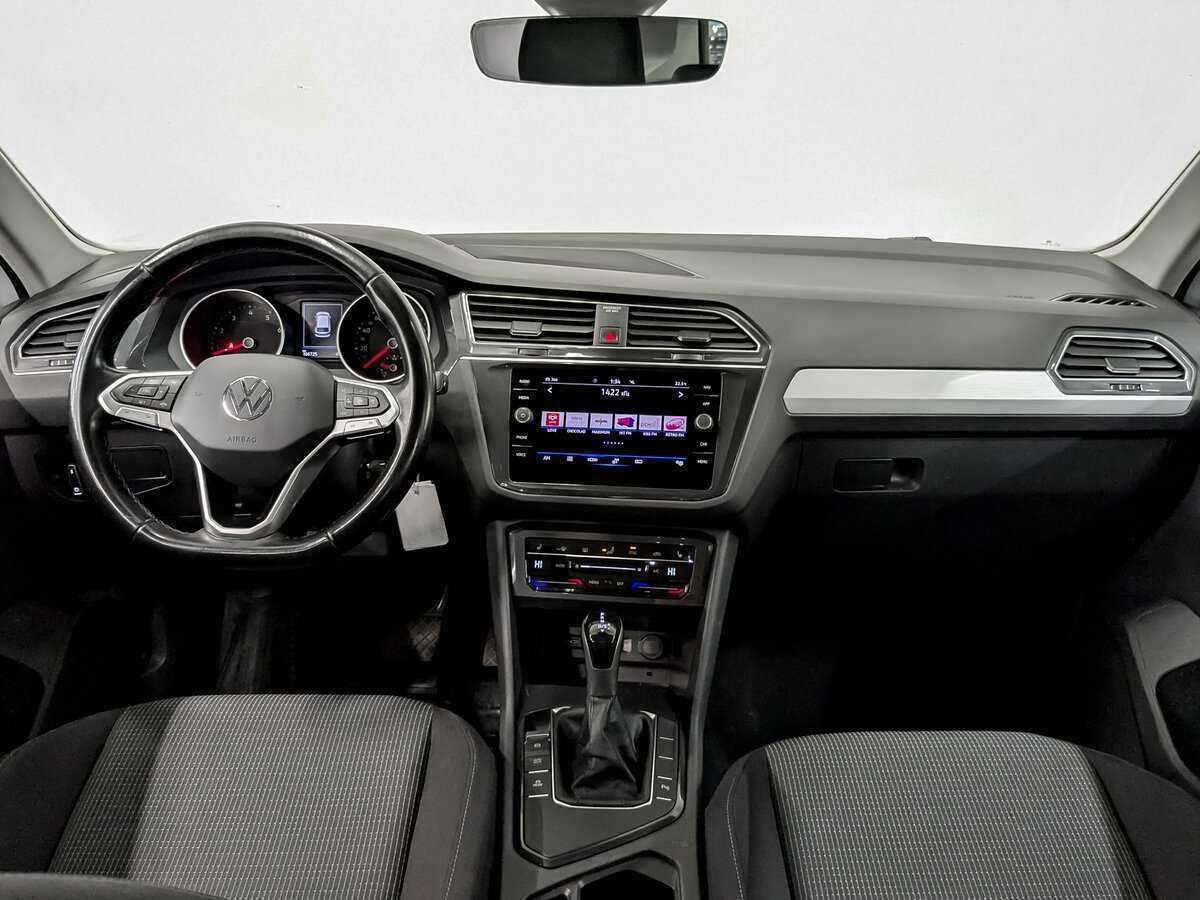 Volkswagen Tiguan, 2021 Фото №14