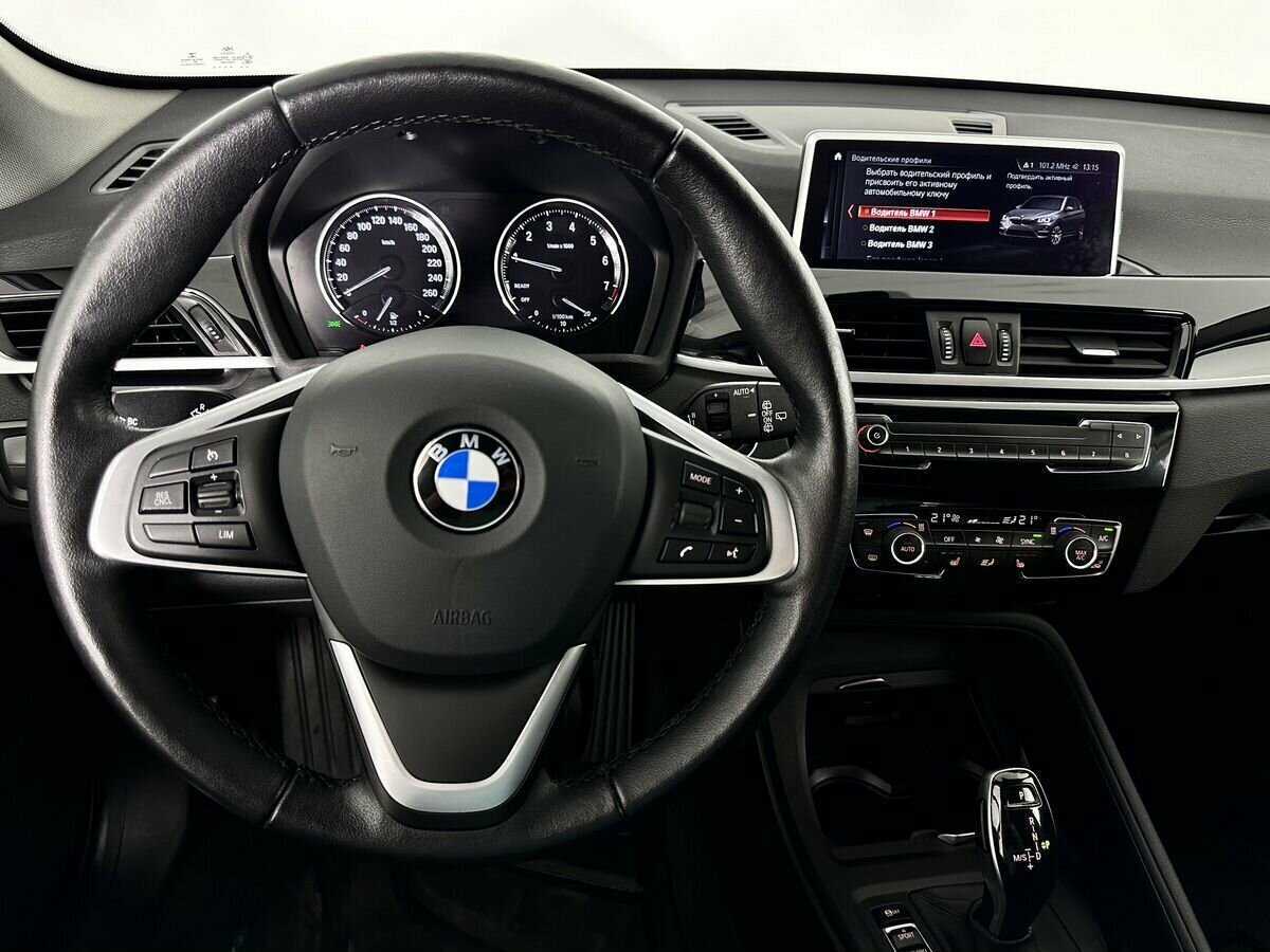 BMW X1 18i sDrive, 2020 Фото №11