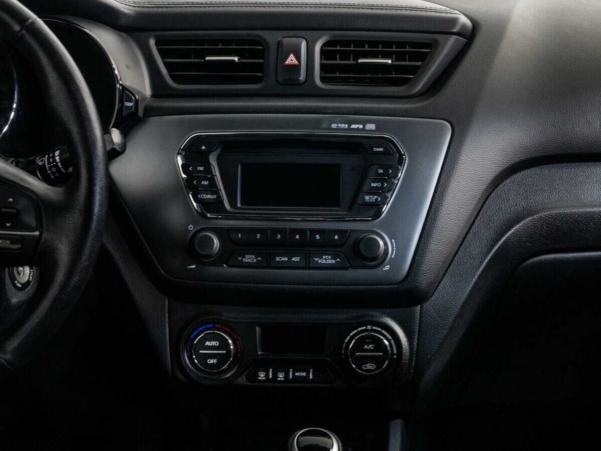 Kia Rio 4-speed, 2013 Фото №12