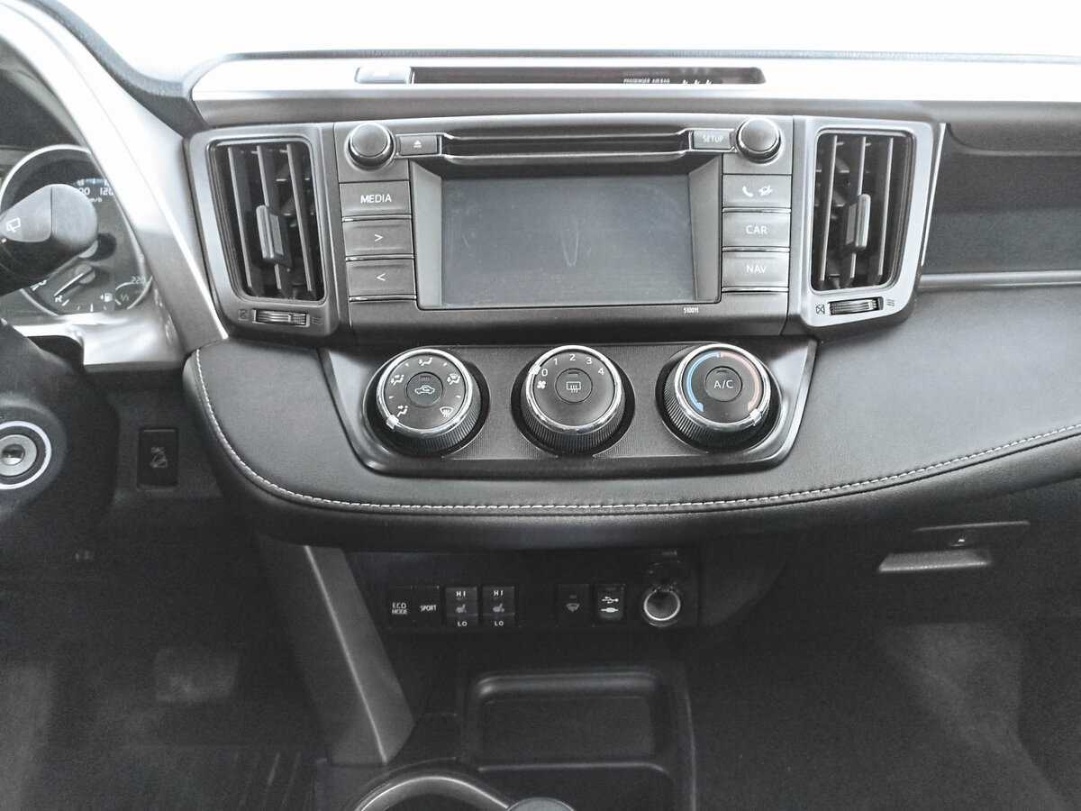 Toyota RAV4, 2015 Фото №14