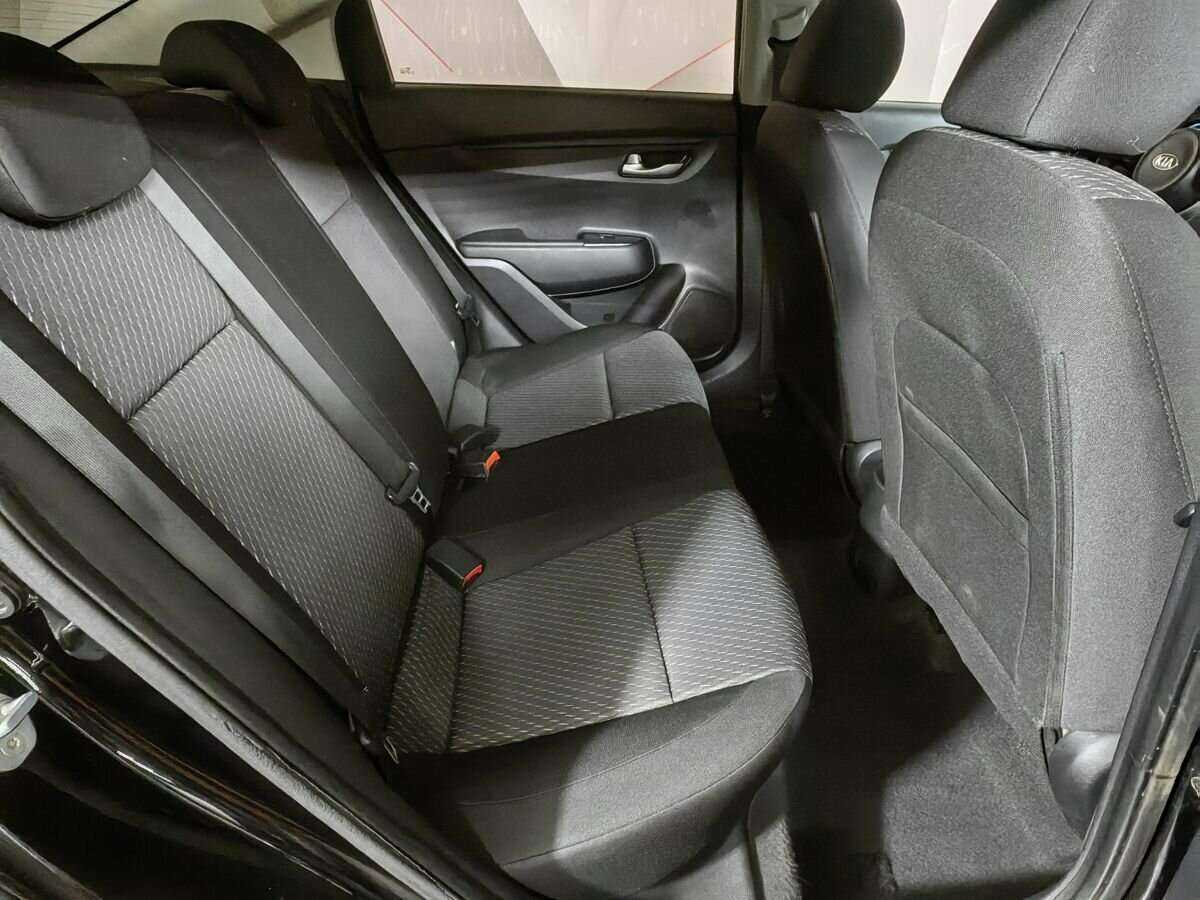 Kia Rio, 2017 Фото №12