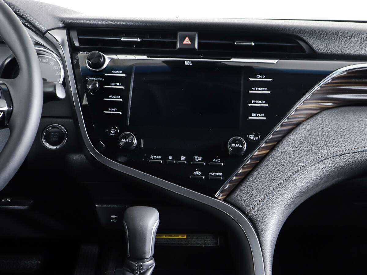 Toyota Camry, 2018 Фото №12