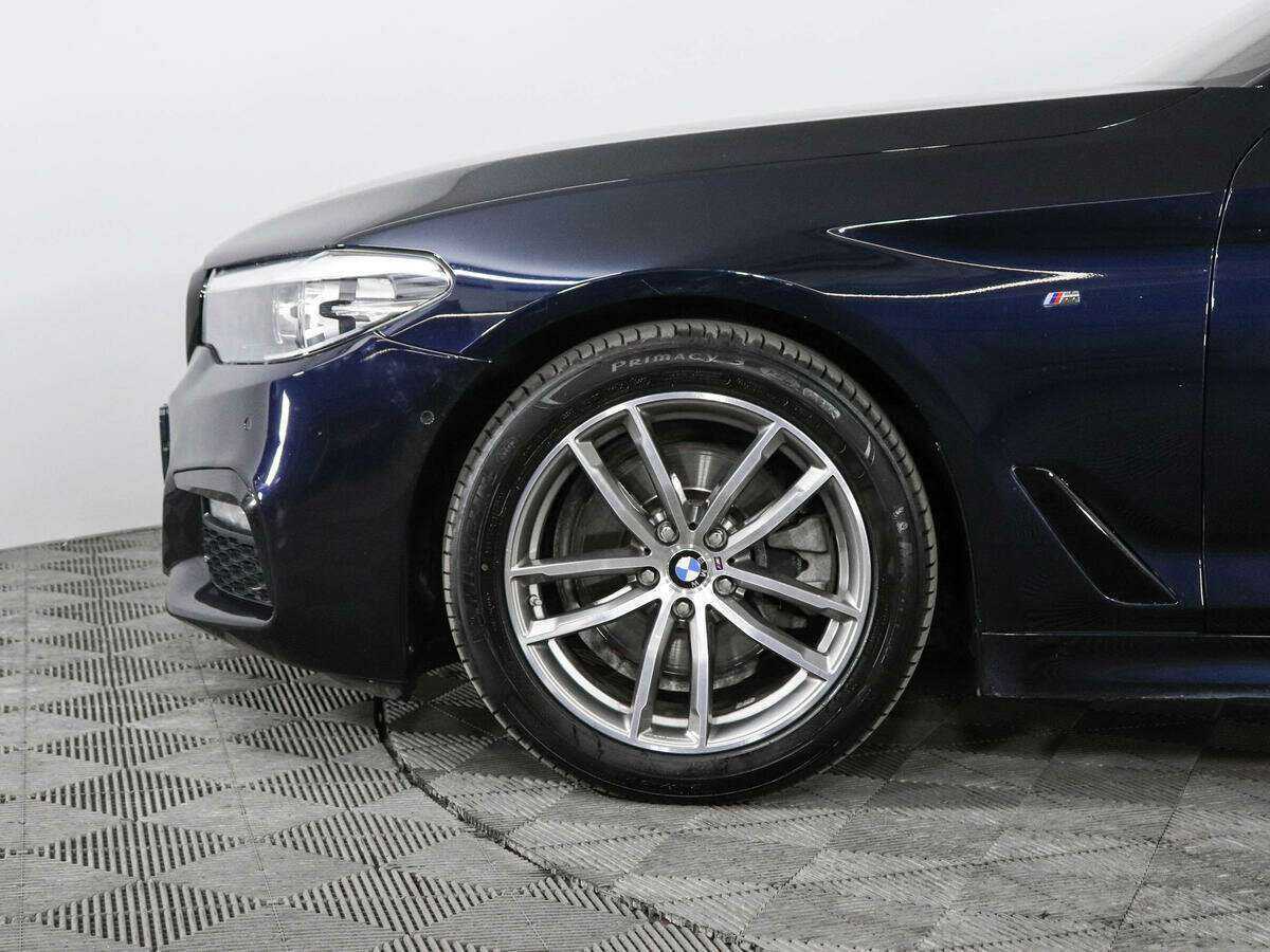 BMW 5 серии 520d xDrive, 2017 Фото №6