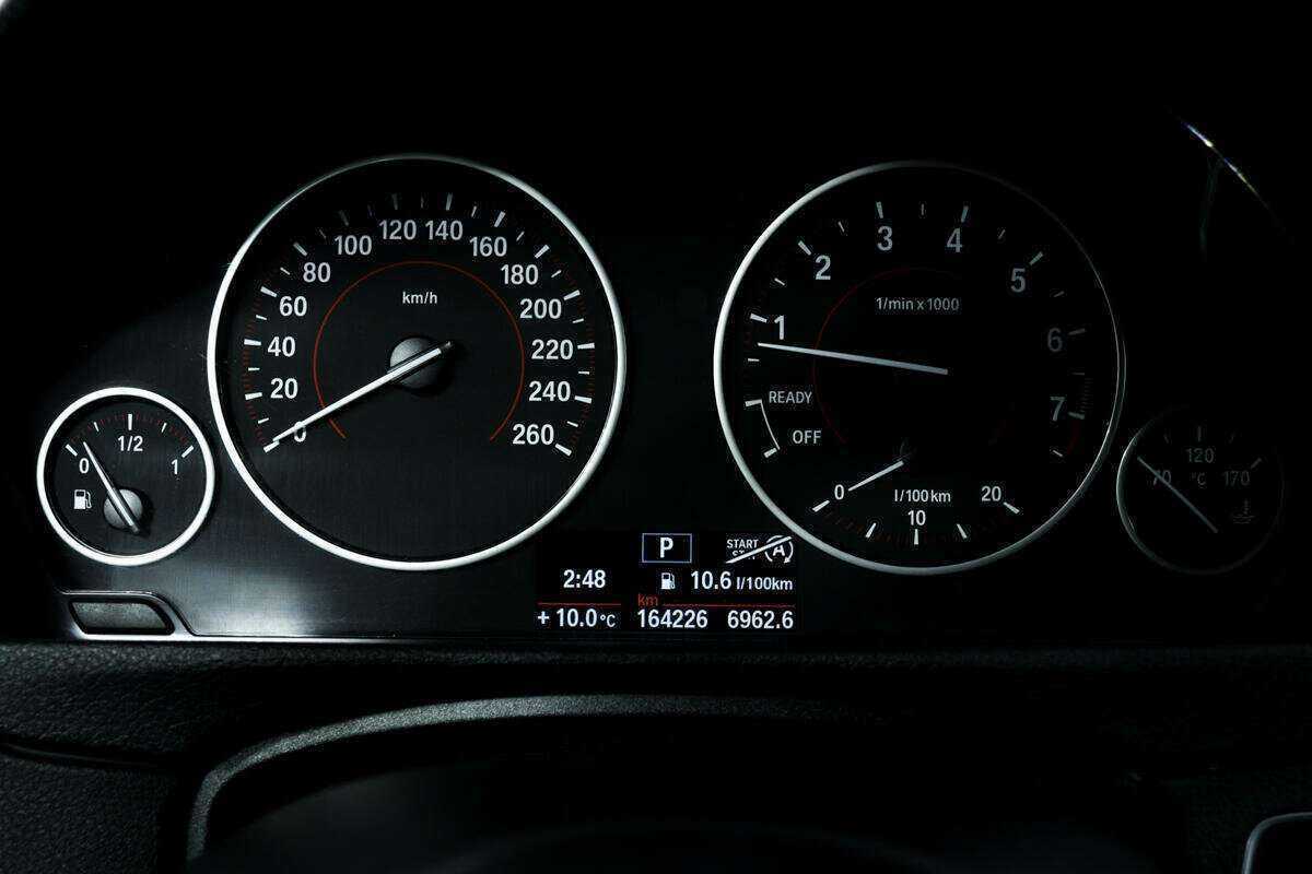 BMW 3 серии 320i xDrive, 2014 Фото №10