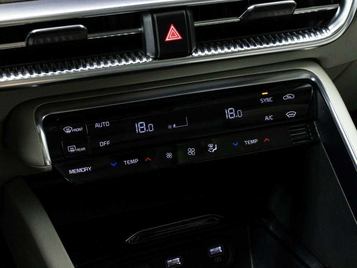 Kia K5, 2021 Фото №19