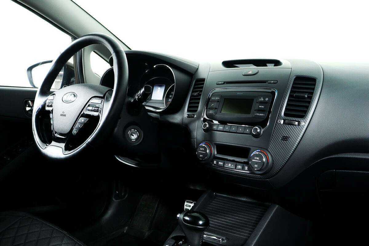 Kia Cerato, 2019 Фото №9