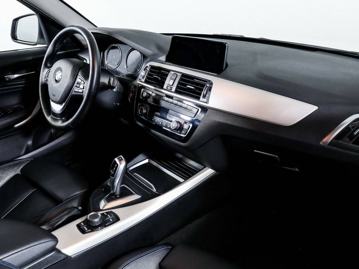BMW 1 серии 118i, 2018 Фото №7
