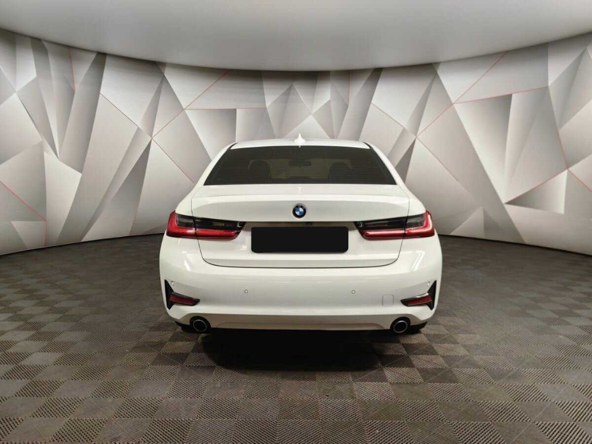 BMW 3 серии 318d, 2020 Фото №8